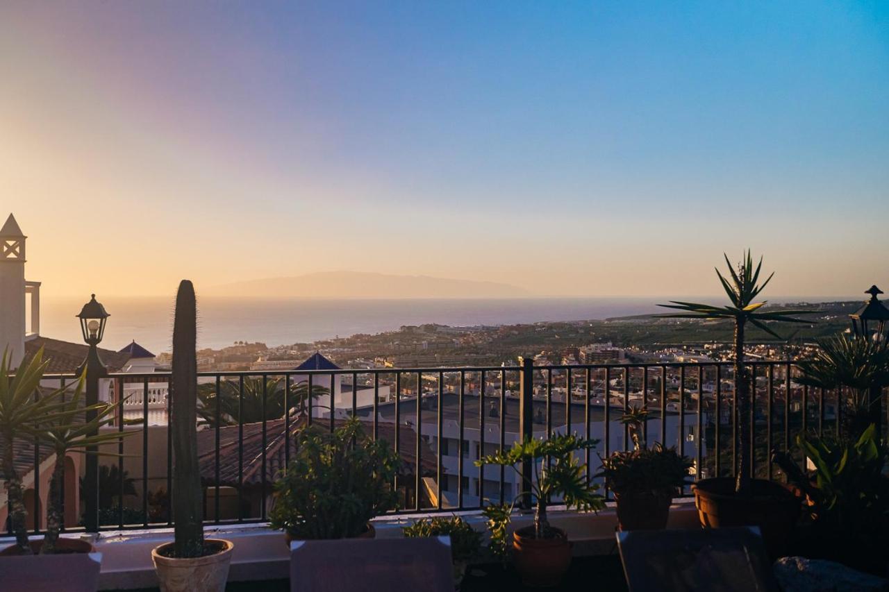Villa With Private Pool And Magnificent Views Costa Adeje  Zewnętrze zdjęcie